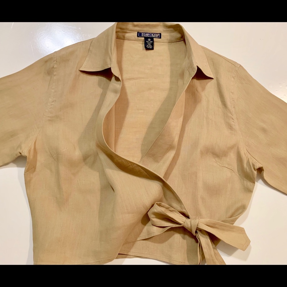 Harold’s Linen Short Sleeve Blouse
